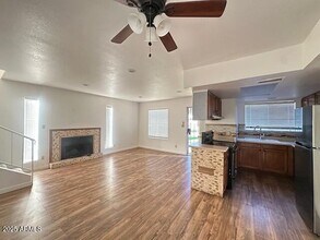 16225 N 30th St in Phoenix, AZ - Building Photo - Building Photo