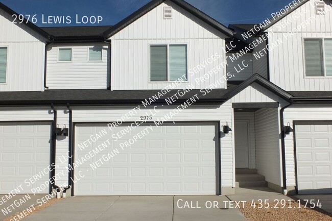 2976 Lewis Loop