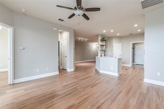 107 Aria Rdg in Austin, TX - Building Photo - Building Photo