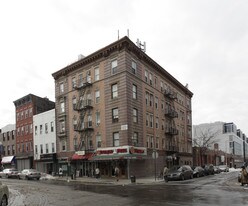 158 Green St in Brooklyn, NY - Building Photo