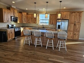 555 Paint Creek Rd in McDade, TX - Building Photo - Building Photo