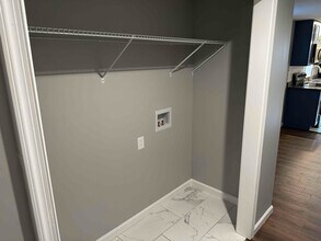 752 Dunmore St in Throop, PA - Building Photo - Building Photo