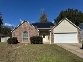 2312 Bridgewater Rd in Bryant, AR - Building Photo