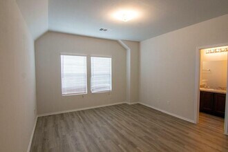 2351 Applewhite Mdw in San Antonio, TX - Building Photo - Building Photo