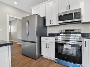 104 Joiner Ave in Elkton, KY - Building Photo - Building Photo