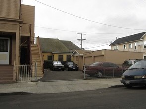 1703 S Bonnie Brae St in Los Angeles, CA - Building Photo - Building Photo