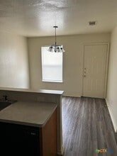 1302 Dugger Cir in Killeen, TX - Building Photo - Building Photo