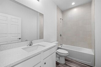 2518 NW 10th Terrace, Unit 3408 in Cape Coral, FL - Building Photo - Building Photo