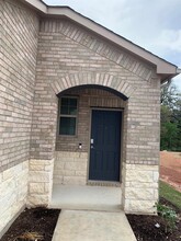465 Bristlecone Bnd in Liberty Hill, TX - Foto de edificio - Building Photo