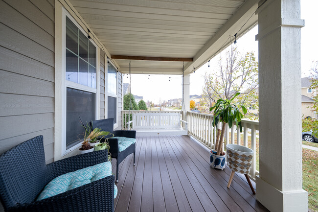 5075 Jewel Ln N in Minneapolis, MN - Building Photo - Building Photo