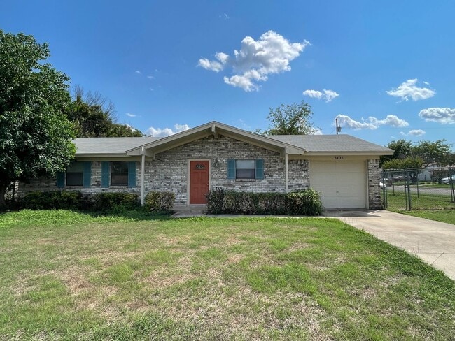 2102 El Dorado Dr