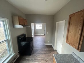 223 Charles St in Toledo, OH - Building Photo - Building Photo