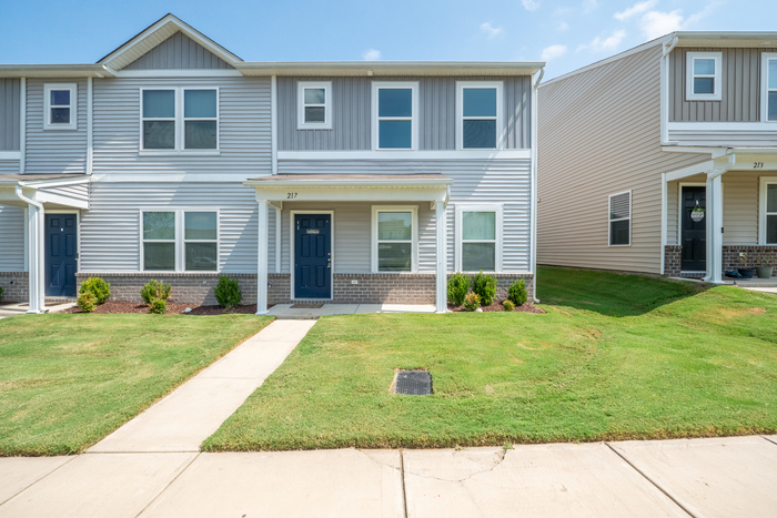 217 Century Dr in Salisbury, NC - Building Photo