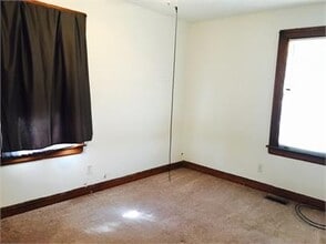 122 6th Ave in South Charleston, WV - Building Photo - Building Photo