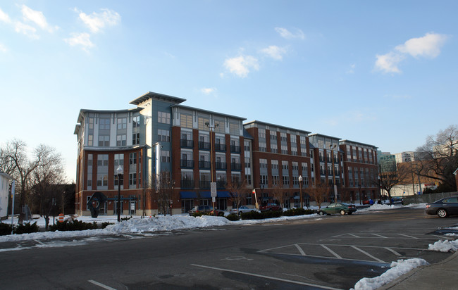 1800 Wilson Blvd in Arlington, VA - Building Photo - Building Photo