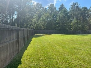 195 Parish Loop in Hinesville, GA - Building Photo - Building Photo