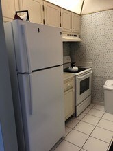 2204 Lake Osborne Dr-Unit -7 in Lake Worth, FL - Building Photo - Building Photo