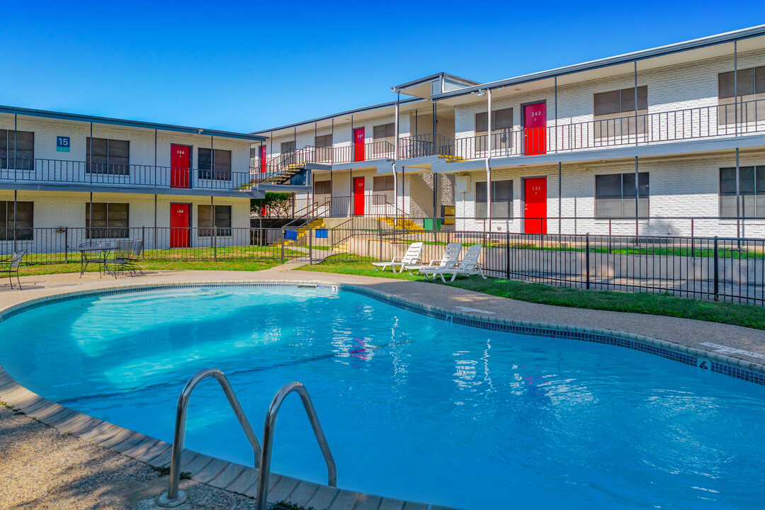 Arabella Apartments in San Antonio, TX - Foto de edificio