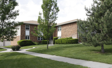 Behm Apartments in Elkhorn, NE - Building Photo - Building Photo