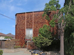 3215 Briggs Ave in Alameda, CA - Building Photo - Building Photo