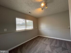 7219 Ford Hollow Dr in Fredericksburg, VA - Building Photo - Building Photo