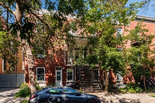 747 Irène Rue in Montréal, QC - Building Photo