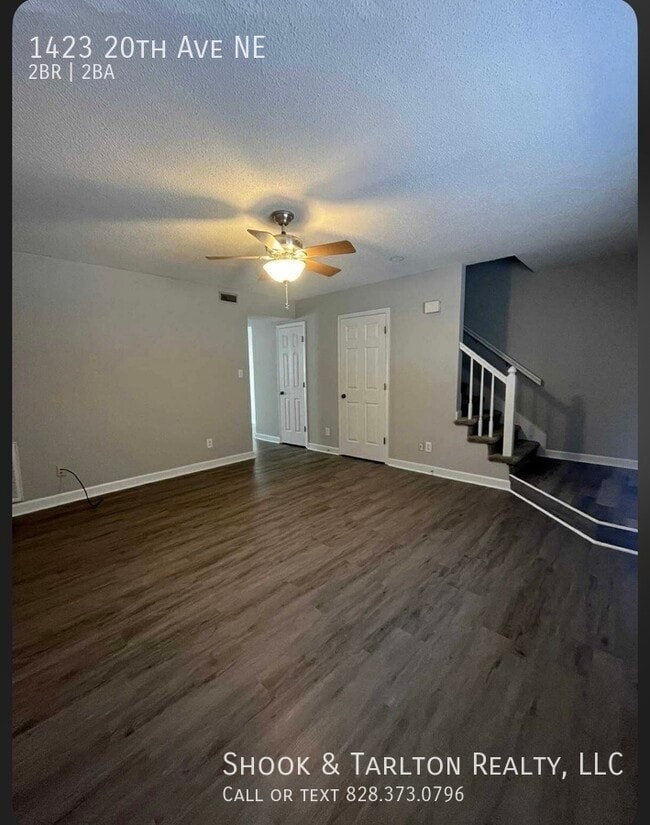 1423 20th Ave NE in Hickory, NC - Building Photo - Building Photo