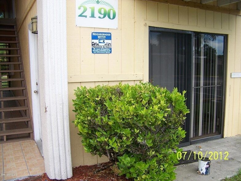 2190 Forest Knoll Dr NE, Unit 90105 in Palm Bay, FL - Building Photo