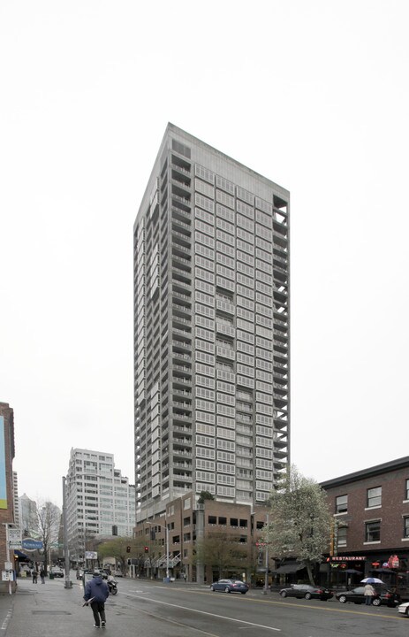 Continental Place in Seattle, WA - Building Photo