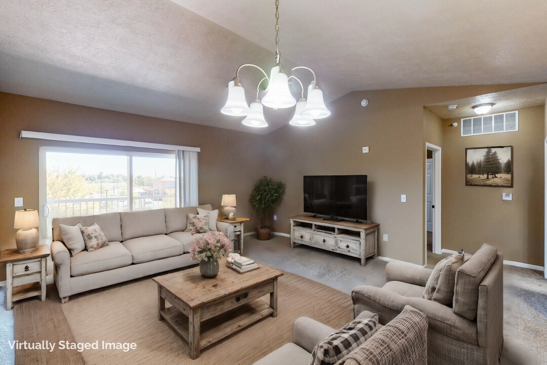 MacArthur Square Apartments in Sioux Falls, SD - Foto de edificio