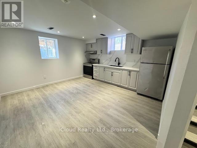 28 Tianalee Crescent in Brampton, ON - Building Photo - Building Photo