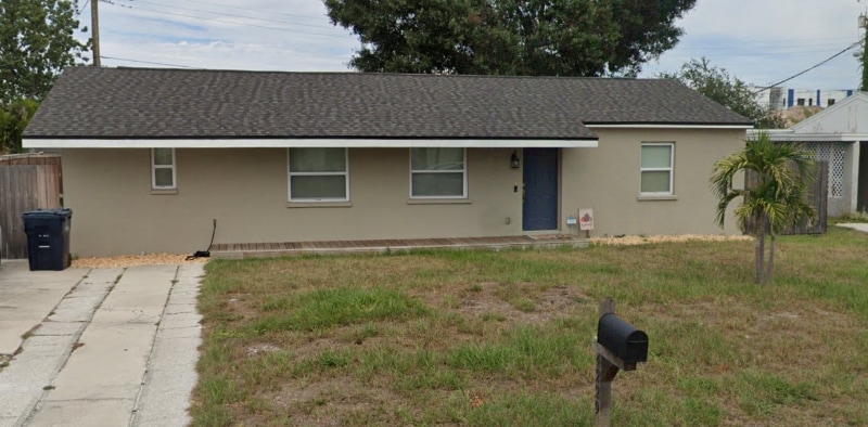 4229 W Bay Vista Ave in Tampa, FL - Foto de edificio