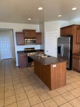 2827 S Fairgrove Ln in West Valley City, UT - Building Photo - Building Photo