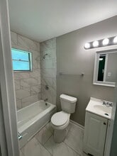 325 Geary Dr in Montgomery, AL - Building Photo - Building Photo