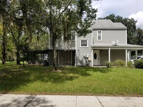 8202 Broward Pl in Tampa, FL - Building Photo - Building Photo