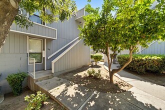 906 La Barbera Dr in San Jose, CA - Building Photo - Building Photo