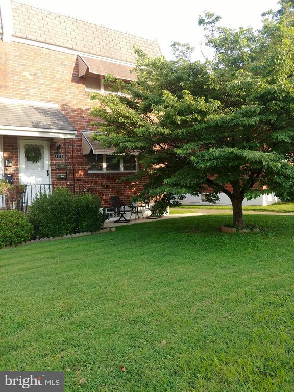 property at 8113 Ryers Ave