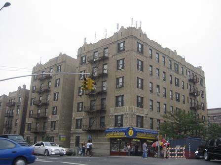 551-565 W 190th St in New York, NY - Foto de edificio - Building Photo