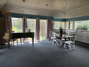 439 Allens Creek Rd in Rochester, NY - Building Photo - Building Photo