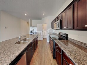 8714 Layalie Way in Gibsonton, FL - Building Photo - Building Photo