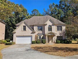 195 Beracah Walk in Atlanta, GA - Building Photo
