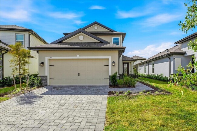 7745 Somersworth Dr in Kissimmee, FL - Foto de edificio - Building Photo