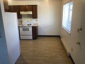 6417 N Lee St in Spokane, WA - Building Photo - Building Photo