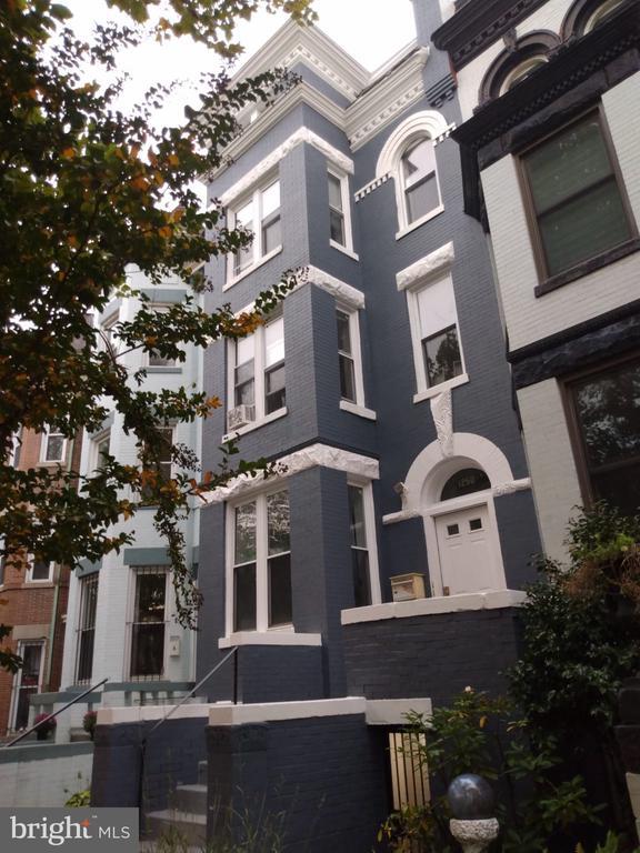 property at 1250 Columbia Rd NW