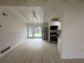 2598 Dixon Dr in Santa Clara, CA - Building Photo - Building Photo