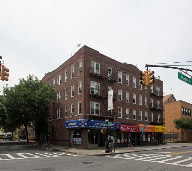 Fosdick Court in Ridgewood, NY - Building Photo - Building Photo