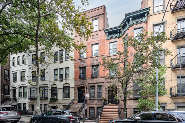 141 East 95th Street in New York, NY - Building Photo - Primary Photo