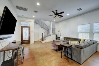 919 W 23rd St in Houston, TX - Building Photo - Building Photo