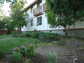 Berg Rose in Leavenworth, WA - Building Photo - Building Photo