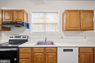 4040 Concord Rd in Aston Township, PA - Building Photo - Building Photo